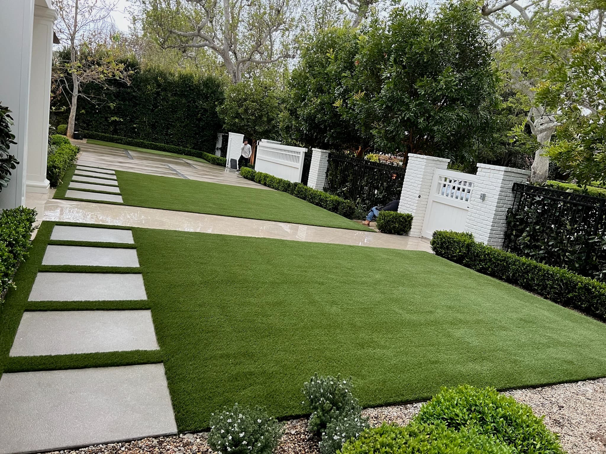 Pavers & Turf install in Beverly Hills, 900 sq ft, SYNLawn Lush